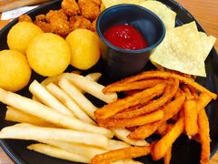 小吃拼盘-魏斯理汉堡(西安沣东吾悦店)