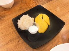 -两兄弟Song Pee Nong(2号店)