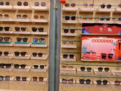 -MUJOSH木九十眼镜(月星环球港B1店)