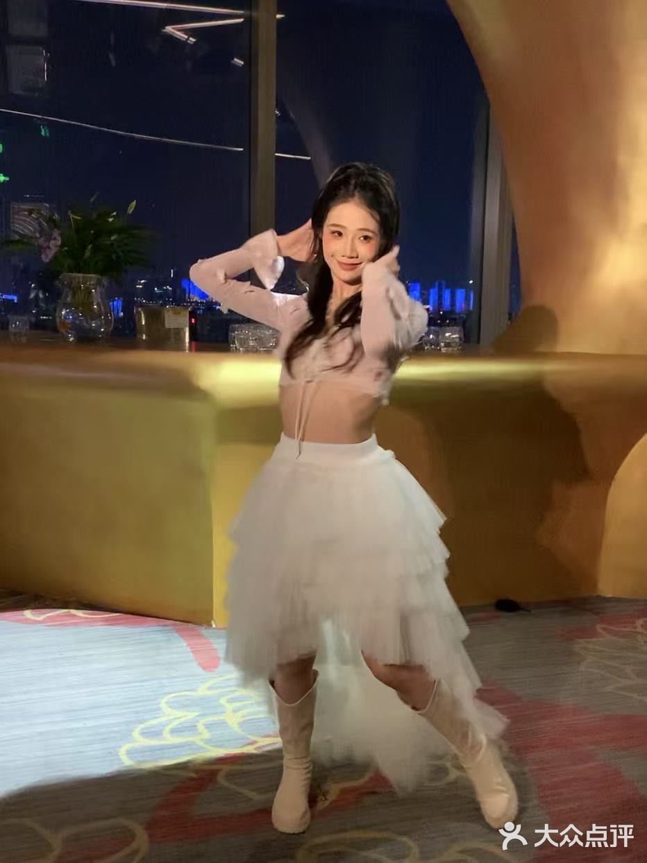 卧卧卧……今天体验到纣王的快乐啦🙈