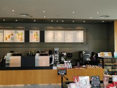 -星巴克(深圳北站B5检票口)