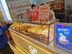 面包甜点陈列柜-西树泡芙(北京密云万象汇店)