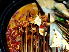 鸳鸯锅-钢管厂五区小郡肝串串香火锅(人民广场店)