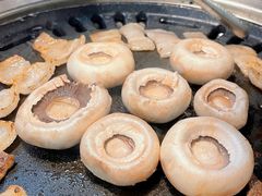 口菇-正宗齐齐哈尔烤肉·齐牛哥鲜切炭火烤肉(杭州总店)