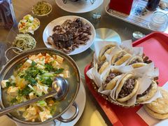 -闫家驴肉老店(华电一校店)