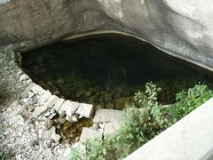 -伍山海滨石窟