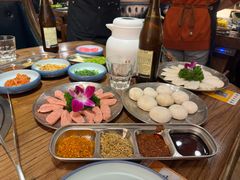 -明洞阿姨·韩式酱蟹烤肉·创意料理(三元桥店)