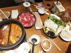 -呷哺呷哺(融创茂店)