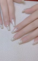 -1T·1M 日式美甲美睫