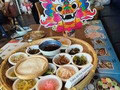 -包整·丝娃娃(一览甲秀楼风景店)