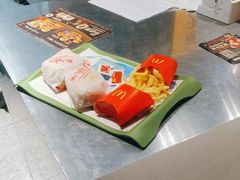 -麦当劳(龙阳路店)