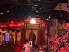-暴风岛沉浸式体验馆(百联世纪店)
