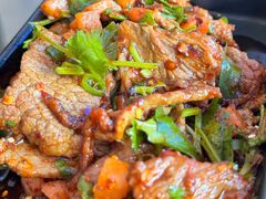 泼辣牛肉-包整·丝娃娃(一览甲秀楼风景店)