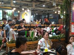 大堂-钢管厂歆瑞源油卤串串香(春熙路太古里店)