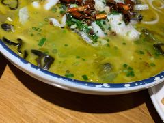 酸菜鱼-蜀宴小调·精致家常菜(来福士店)