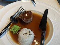 蚝皇扣糖心干鲍-岁粤Moon·湖景餐厅(月光码头店)