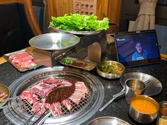 -韩烧牛中牛·甄选黑牛烤肉(黑金店)