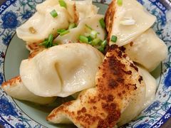 鲜肉煎饺-无名氏宵夜小摊(祝家三姐妹馄饨店)