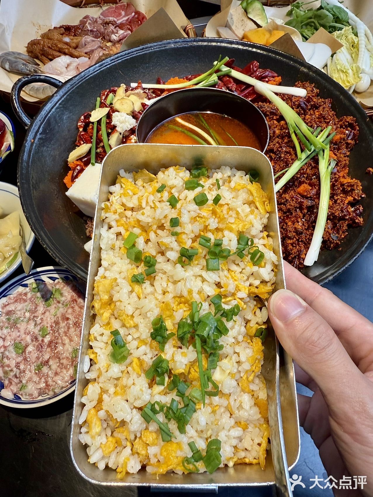 昆明！！市集火锅好吃到惊掉下巴！！！