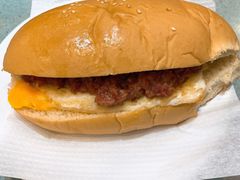 招牌芝士戟牛肉蛋猪仔包-华嫂冰室(尖沙咀店)