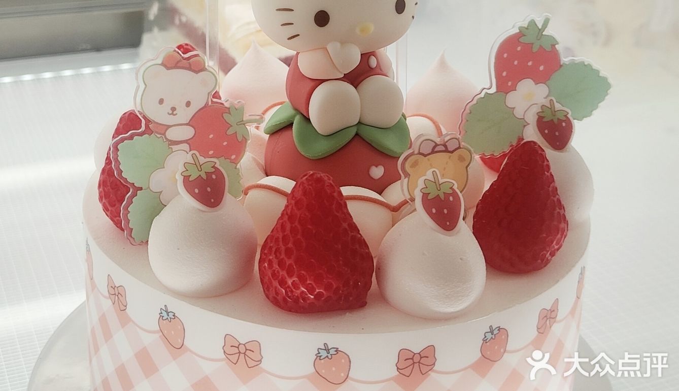 万圣节有个阿飘蛋糕，会是什么样的心情