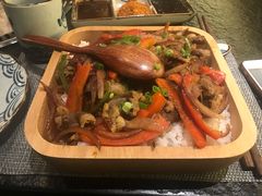 -炙忧烤肉屋(中国铁建广场店)