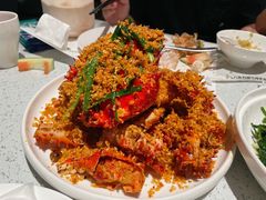 避风塘炒石岩蟹-79号渔船海鲜饭店(宝安店)