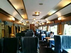 -火车头法国西餐厅