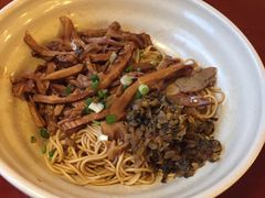 -佬钱湾仔(衣裳街店)