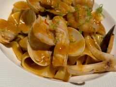 -Mogul Eatery·大亨餐酒馆