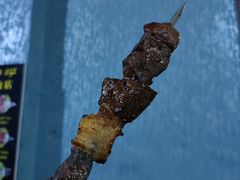 -烤肉小伙烤肉店