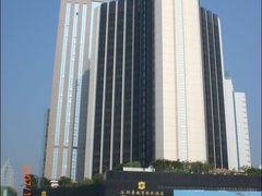 香格里拉大酒店在日光下-深圳香格里拉酒店