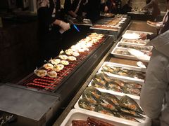 -雍和会海鲜姿造自助(湖东路店)