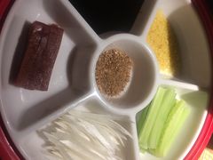 -青年公社烤鸭(青年路店)