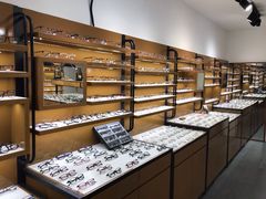 -罗伯特眼镜·蔡司官方授权(罗湖国贸店)