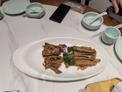 -梅利汴京烤鸭•开封豫菜地标店(东司门店)