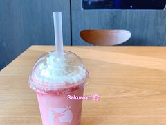 夏日桃桃冰-瑞幸咖啡(杭州绿地中央店)