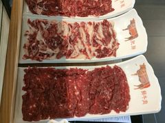 -左庭右院鲜牛肉火锅(浦江欢乐颂店)
