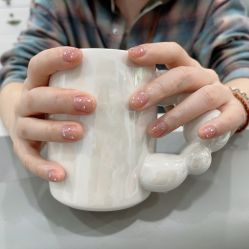 -雅洁美甲美睫
