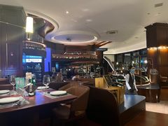 -MONICH牛排融合餐厅(和义大道购物中心店)