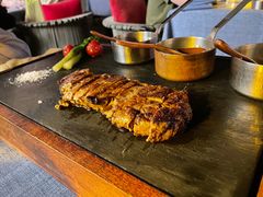 -弦月窗LUNETTE BY AMANDA(复兴路店)