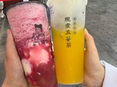 -沪上阿姨鲜果茶(世茂广场宽厚里店)