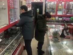 -朱师傅眼镜·蔡司·依视路·尼康(市先进店)
