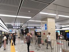 -铁西广场(地铁站)