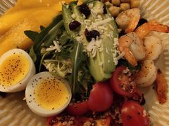 鲜虾香芒牛油果沙拉-COMMUNE幻师(五角场店)