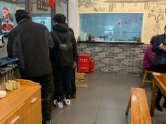 -禾诗夜市大饼油条(松江店)