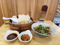 -嘉州北味春老烧麦·面食(叮咚街店)