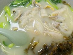 -明呈黄鱼面馆(斜土路店)