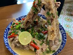 夜市网红火山排骨-曼谷食堂·泰国家庭料理(丹桂路店)