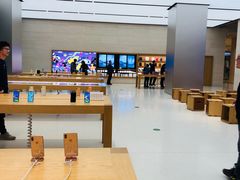 -Apple零售店(玄武湖店)
